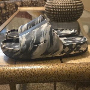 Nike Marble Pattern Slide Sandals